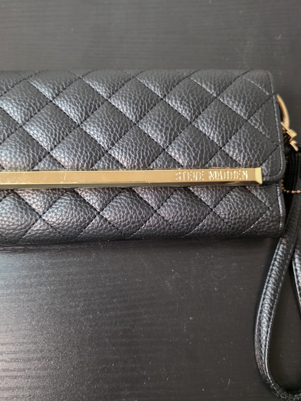 Steve Madden Black Quilted Wristlet Wallet — Gold Hardware — Like New